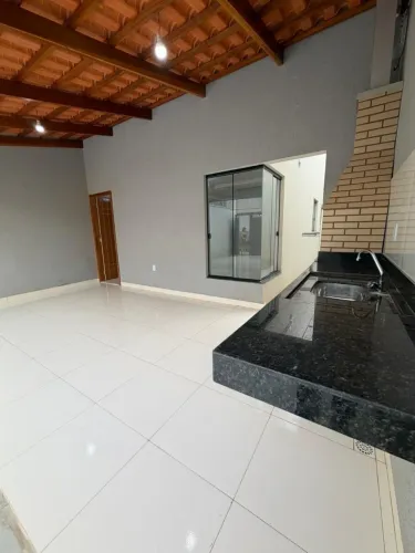 Vende-se casa parque dos Carajás