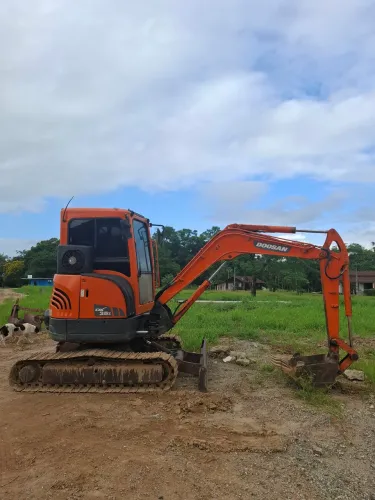 Mini escavadeira doosan dx 35z
