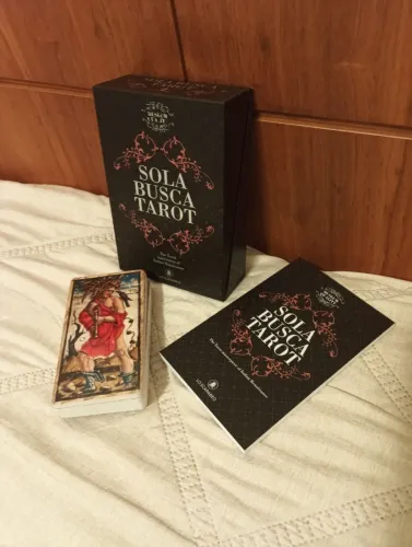 Sola Busca Tarot