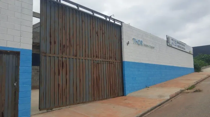 Galpão de 1.250 m²: Solução Logística de Alta Performance
