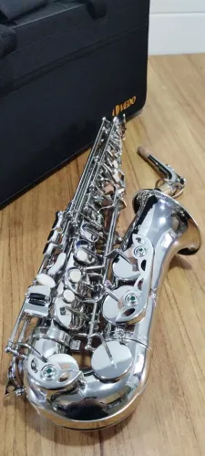 Sax alto Vedo ( estado de novo )