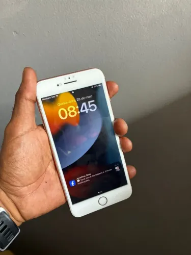 iPhone 8 Plus