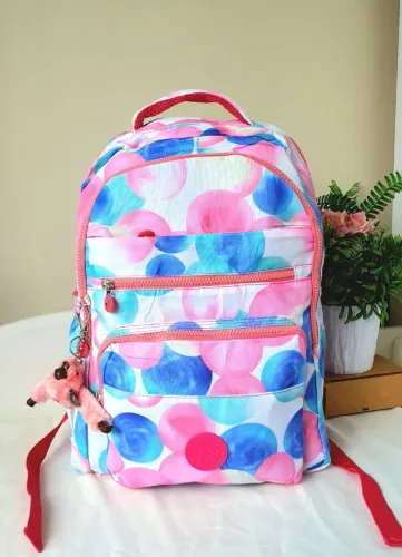 Mochila escolar/universitária 