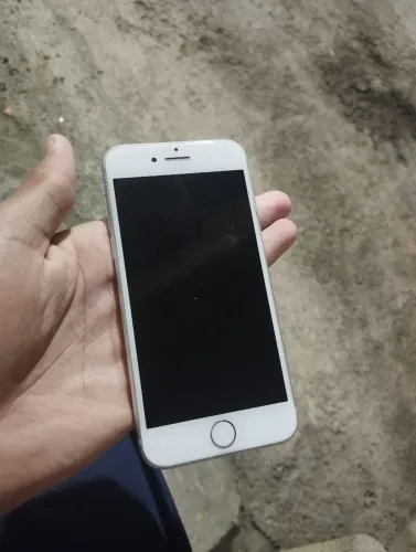 iPhone 8. 64gb. 390$ pra hoje