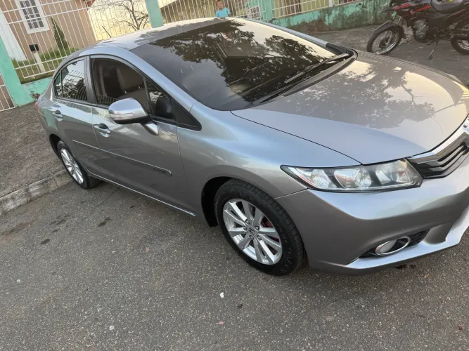 Honda Civic Sedan LXR 2.0 Flexone 16V Aut. 4P 2014