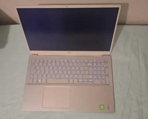 Notebook Dell Inspiron 5590 i7 10ª Geração, 16GB RAM, SSD, Placa de Vídeo MX250