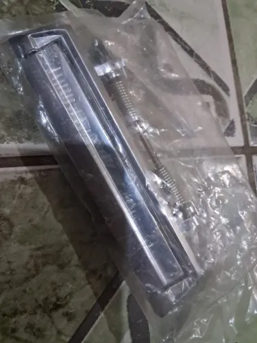 Maçaneta externa e interna direita da Peugeot 504 96 pick-up diesel