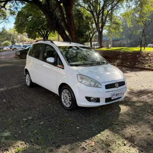 Fiat Idea Attractive 1.4 Fire Flex 8V 5P 2013