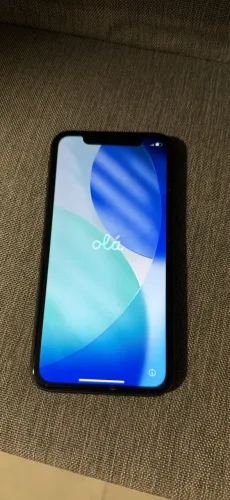 iPhone 11 com 64 gigas impecável 89% de bateria todo original sem detalhes