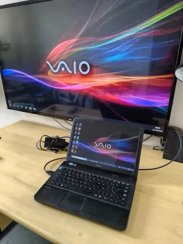 NOTEBOOK SONY VAIO i3 8 GB DE MEMORIA
