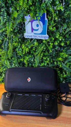 VALVE Steam Deck OLED   Versão do BIOS: F7GO112  Processador: AMD Custom APU 00932, 3.501 