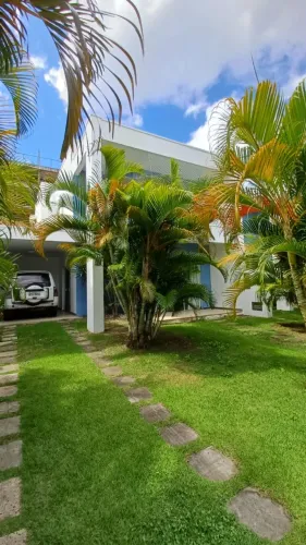 Casa 4/4, nascente, condomínio Buraquinho