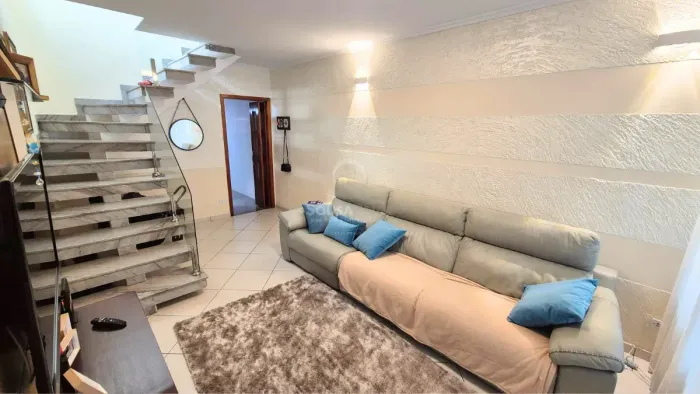 Casa para aluguel, com 128m² com 04 dormitórios por R$3.500/mês no Jardim Vila Formosa em