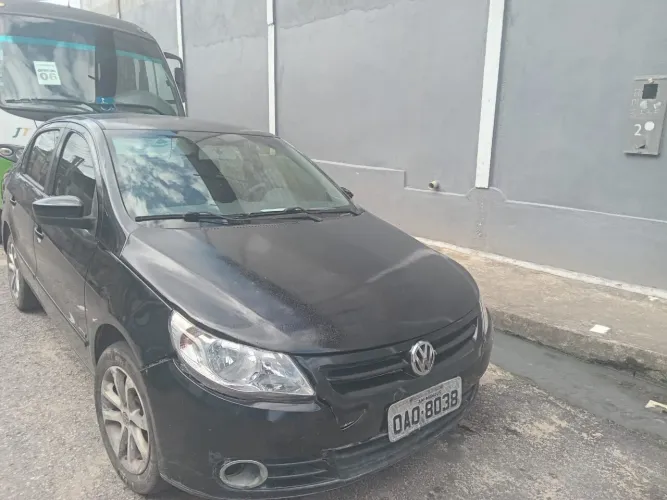 Volkswagen Voyage Trend 1.6 MI Total Flex 8V 4P 2013
