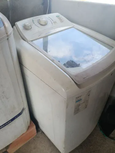 Máquina de lavar roupa desapego