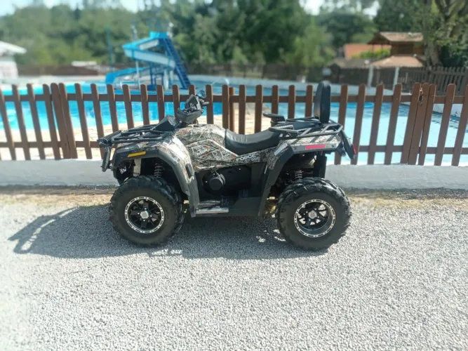 Quadriciclo hisun 550cc tatic semi novo