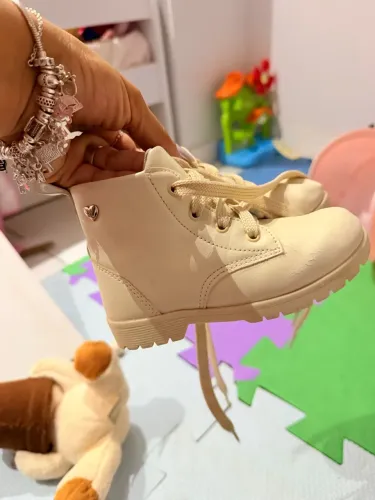 Sapatos infantil 