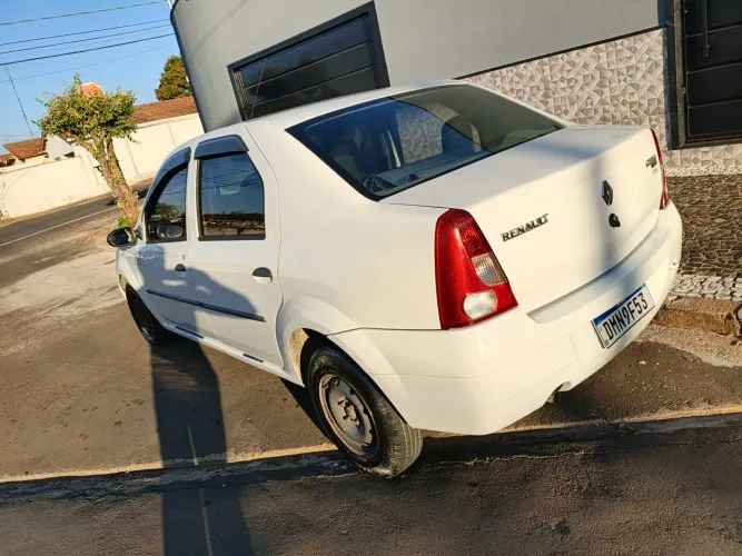 Renault Logan Authentique Hi-flex 1.0 16V 4P 2009