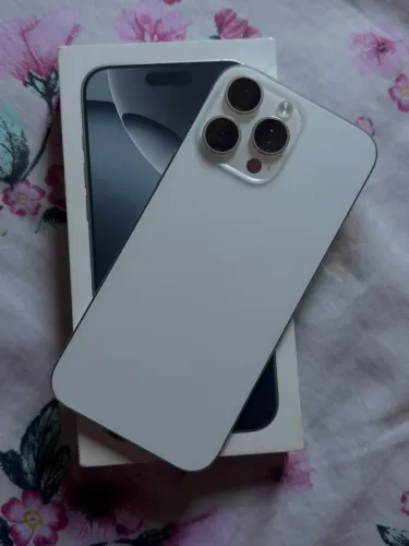 IPHONE 16 PRO MAX 256g