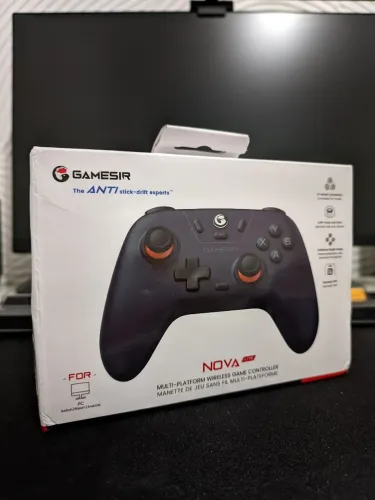 Controle Sem Fio Gamesir Nova Lite T4 Hall Effect - Lacrado
