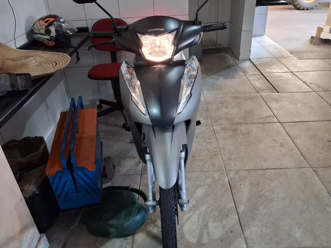 VENDE SE BIZ 125