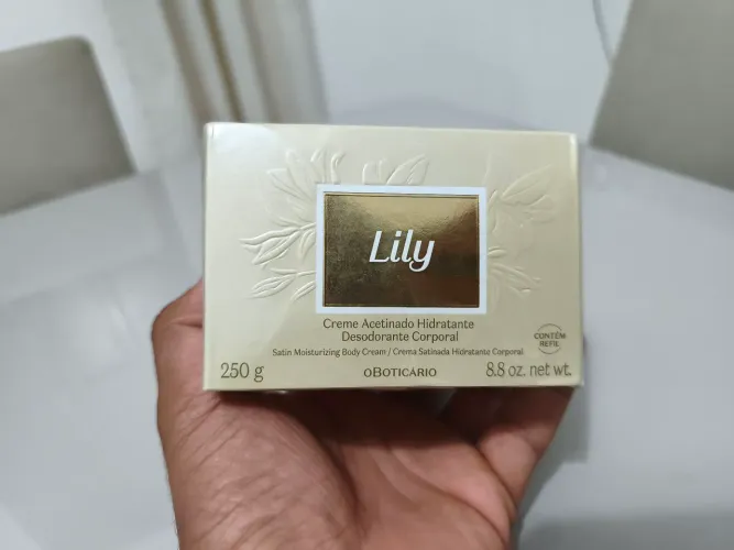 Hidratante Acetinado Lily, O Boticário! 250Gr