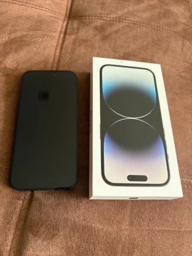 Celular: IPhone 14 Pro, 256GB, cor preta, usado e em perfeito estado, único dono.