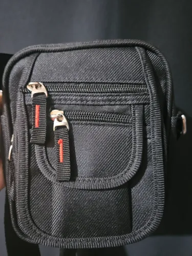 Bolsa Transversal preta tiracolo