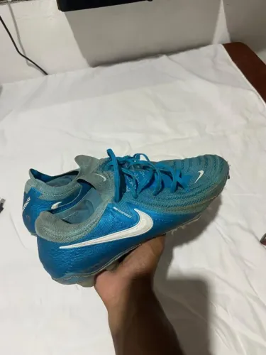 Chuteira Nike Phantom GX 2 Elite Campo