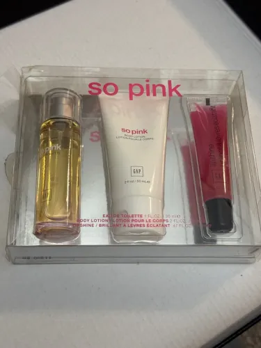 Kit GAP So Pink Vintage - Perfume + Loção + Lipshine - Completo