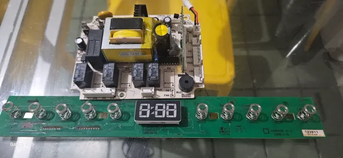 Lava Loças Eletrolux para reparo