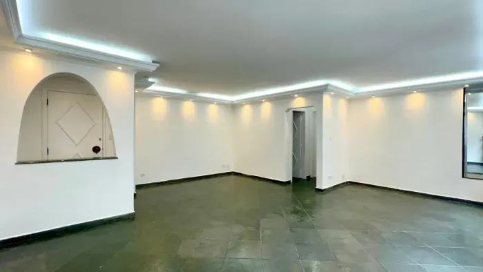 Jardim Paulista - Apto a venda - 115m² - 2 quartos (1 suíte) - 2 vagas - próximo do estaçã