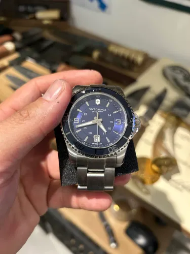 Relógio Victorinox Maverick Azul