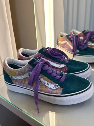 Tênis vans edição especial
