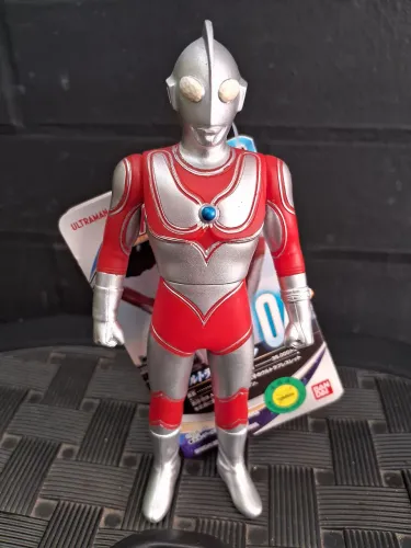 Boneco Ultraman Jack 13cm Bandai