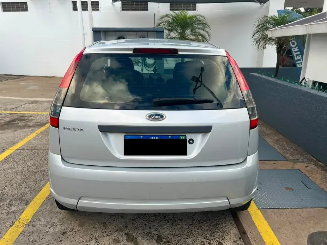 Ford Fiesta 1.0 8V Flex/class 1.0 8V Flex 5P 2011