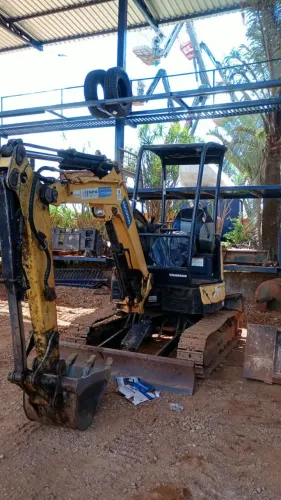 MINI ESCAVADEIRA YANMAR VIO27 - 2020