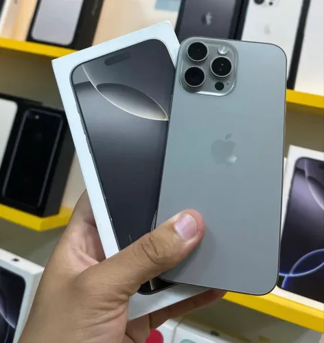 iPhone 16 Pro Max 356gb com garantia Kaiser iPhones 