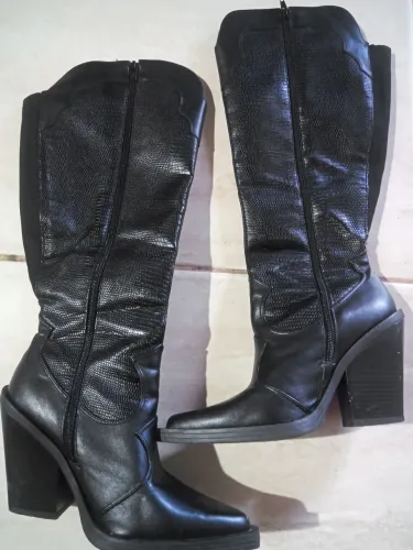 Bota Couro Legítimo usada 1x