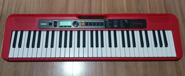 teclado casiotone (TROCO POR GUITARRA)