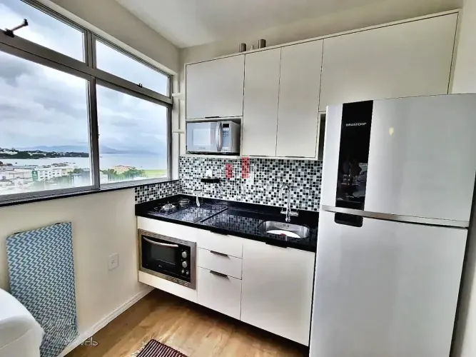 Apto para venda com 1 quarto em Campinas - São José - SC