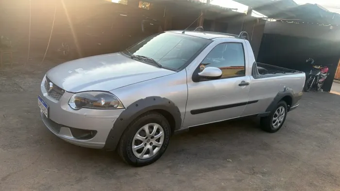 Fiat Strada Trekking 1.6 16V Flex CS 2013