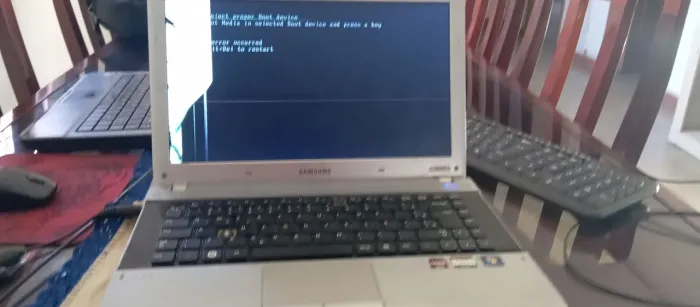 Notebook pra retirar peças