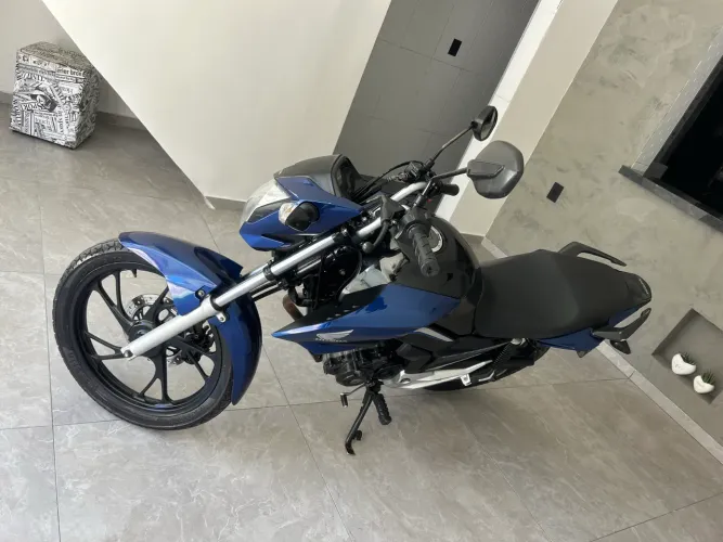 Vende-se titan 160 