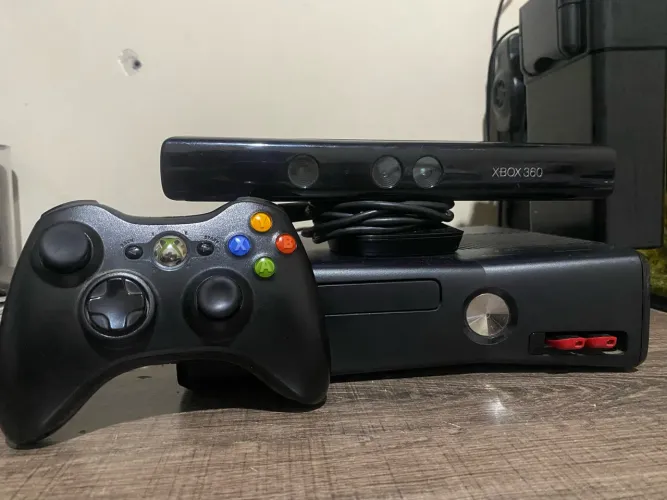 Xbox 360 slim 250G