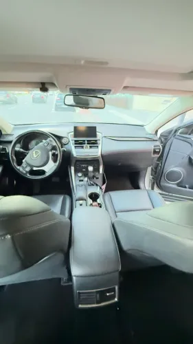 Lexus NX-200T Luxury 2.0 16V 238cv Aut. 2015