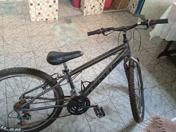 Bicicleta Foxer Juvenil - Boa Conservação, Banco Ajustável, Pronta para Uso Imediato