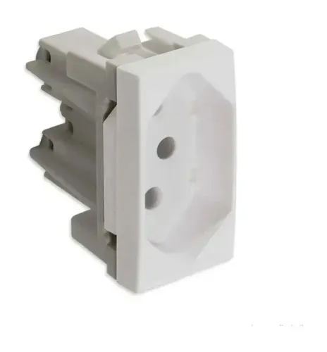 alumbra tomada 2P+T padrão cor branca 10A 250v 6079