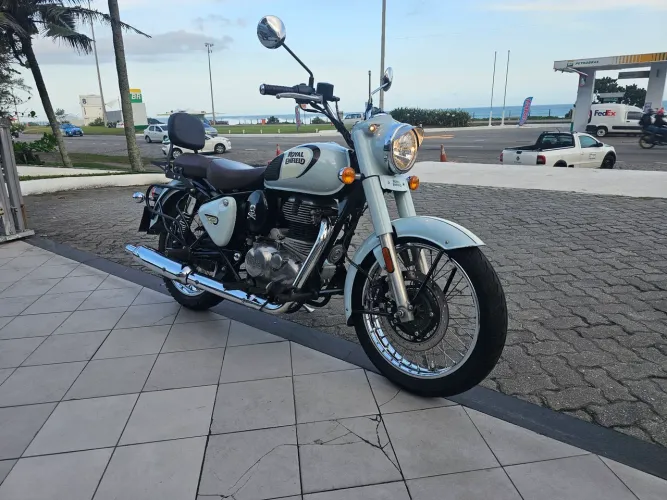 CLASSIC 350 2024 33800KMS ISRAEL 9 8 3 0 5 7 5 4 3