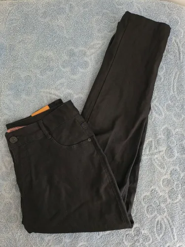 Calça Jeans Preta Com Lycra